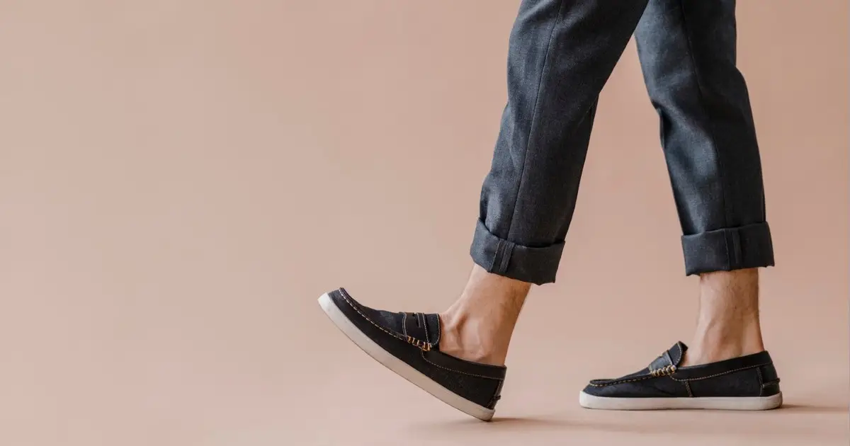 احساس راحتی در محل کار با کفش طبی کارمندی کفش طبی کارمندی